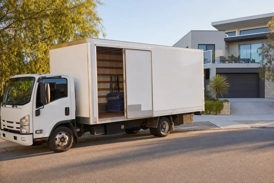 Perth removals truck parked and ready for a piano move
